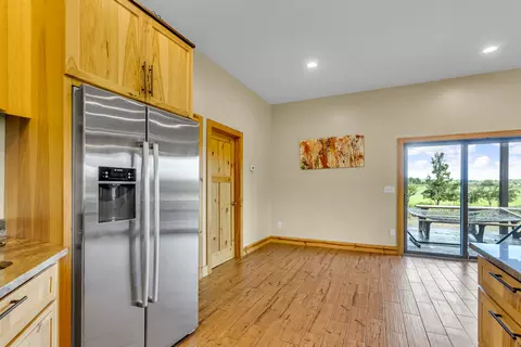 Kitchen - 6314 Wheaton Rd, Jackson, MI 49201 photo 6 of 6