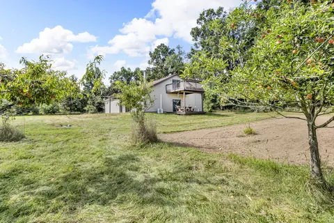 Exterior - 6314 Wheaton Rd, Jackson, MI 49201 photo 5 of 15