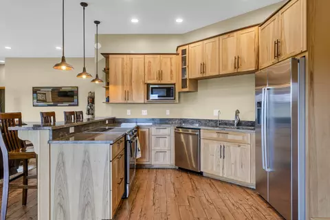 Kitchen - 6314 Wheaton Rd, Jackson, MI 49201 photo 3 of 6