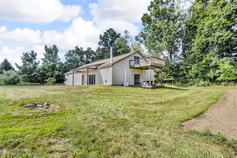 Exterior - 6314 Wheaton Rd, Jackson, MI 49201 photo 1 of 15