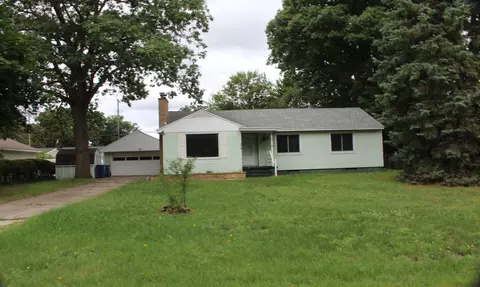 3835 Ellen St, Muskegon, MI 49444