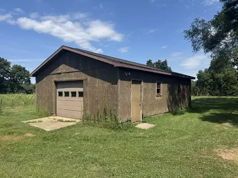 10122 Jones Rd, Bellevue, MI 49021 photo 11