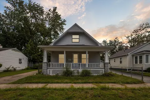 1043 Jennings Ave, Benton Harbor, MI 49022