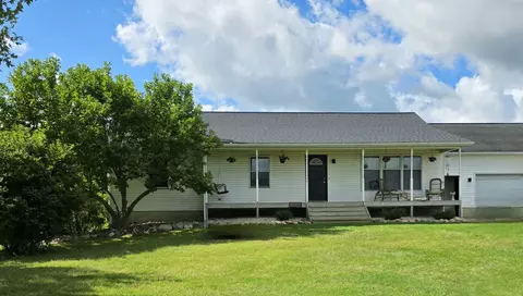 3128 Portland Rd, Portland, MI 48875
