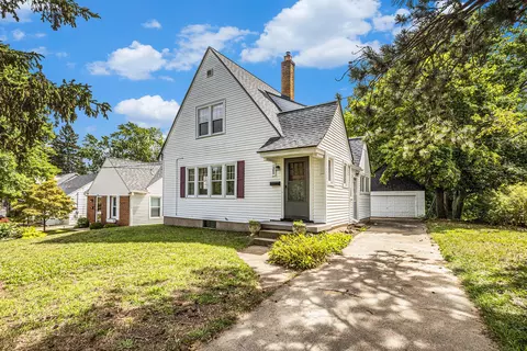 1362 Myrtle St NW, Grand Rapids, MI 49504