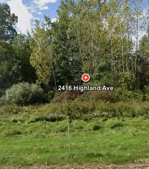 2416 Highland Ave, Benton Harbor, MI 49022
