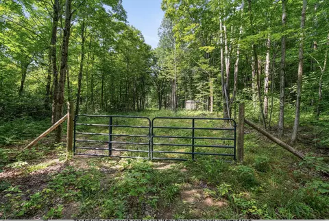 4959 Sloop Rd, East Jordan, MI 49727