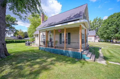 816 Maltby St, Jackson, MI 49202 photo 5