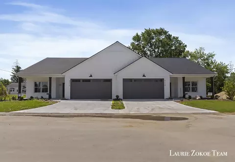 4345 Tallman Woods Dr NW #10, Grand Rapids, MI 49534