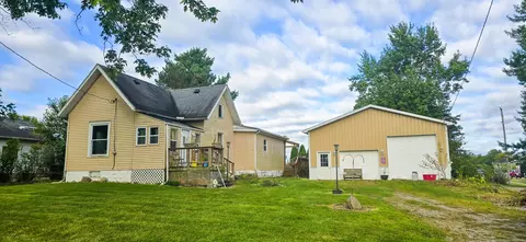 400 S Main St, Waldron, MI 49288