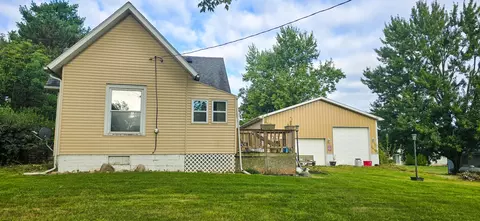 400 S Main St, Waldron, MI 49288 photo 3
