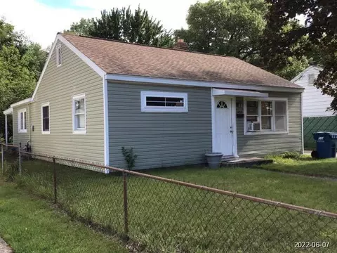 853 33rd St SW, Wyoming, MI 49509