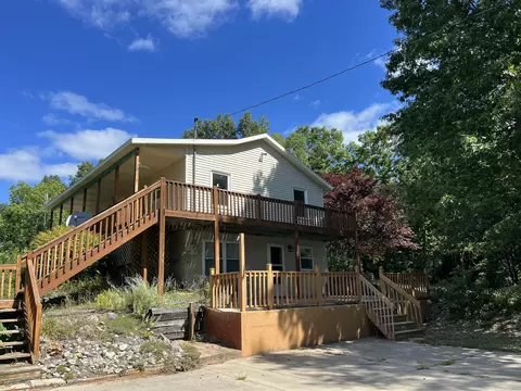 9770 E 64th St, Chase, MI 49623