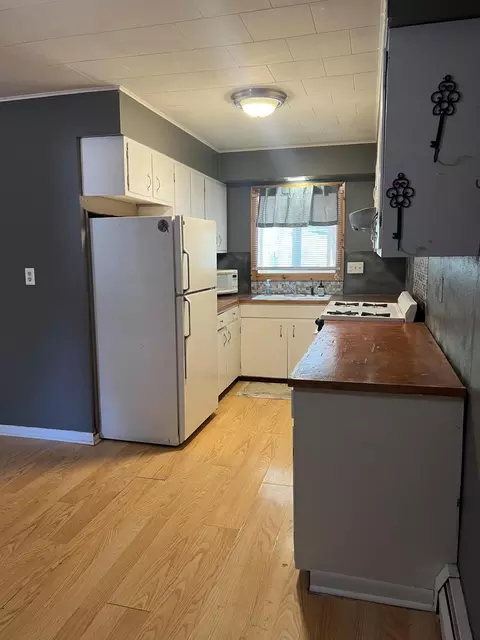 Kitchen - 619 Rose Ave, Big Rapids, MI 49307 photo 2 of 2