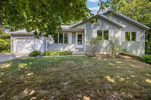 443 Beech St, Holland, MI 49424