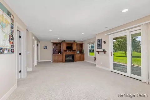 6673 Cedar Grv E, Jenison, MI 49428 photo 14