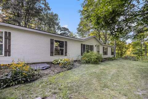12285 Walnut Ave, Grant, MI 49327 photo 5
