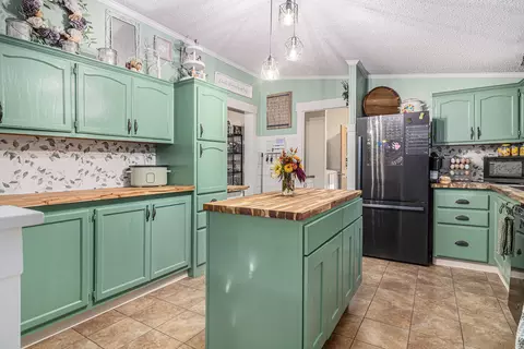 12285 Walnut Ave, Grant, MI 49327 photo 7