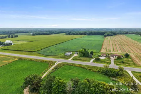 10797 Belding Rd, Belding, MI 48809 photo 28