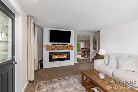10797 Belding Rd, Belding, MI 48809 photo 13