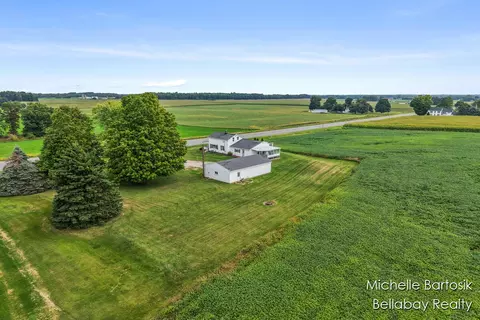 10797 Belding Rd, Belding, MI 48809 photo 32