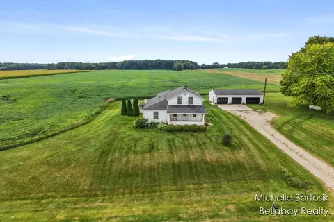 10797 Belding Rd, Belding, MI 48809 photo 5