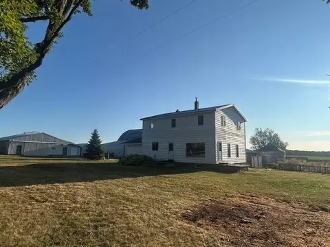 22132 70th Ave, Marion, MI 49665