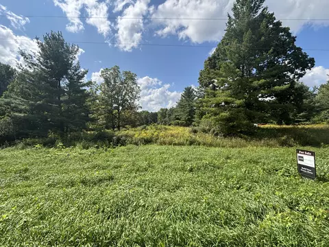 9233 Alaska Ave SE, Caledonia, MI 49316