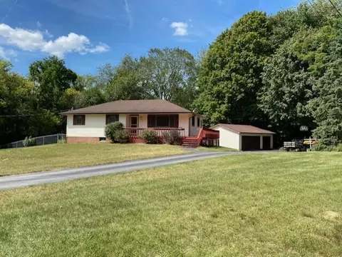 5181 Bolla Rd, Ypsilanti, MI 48197