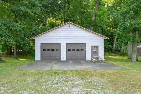 Tomkinson Drive, Scotts, MI 49088 photo 2