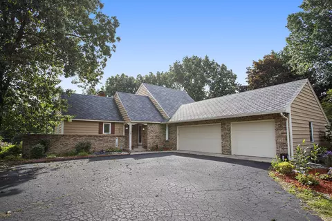 5520 31st St N, Richland, MI 49083