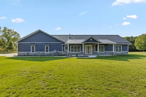 6432 Marsh Rd, Plainwell, MI 49080