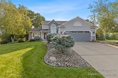 2264 Grand Valley Dr NE, Ada, MI 49301