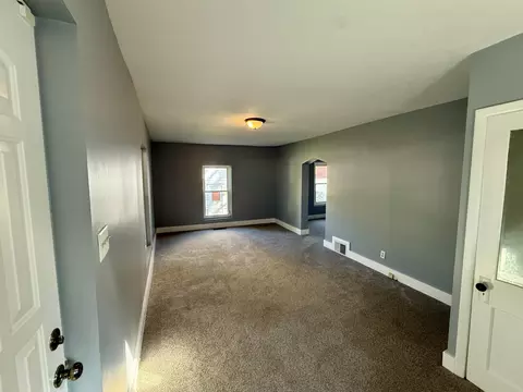 613 Gilbert St, Jackson, MI 49202 photo 10