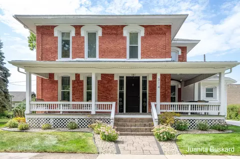 314 Pearl St, South Haven, MI 49090