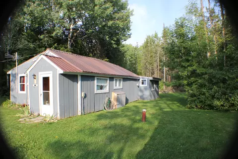 31165 S Maxton Rd, Drummond Island, MI 49726