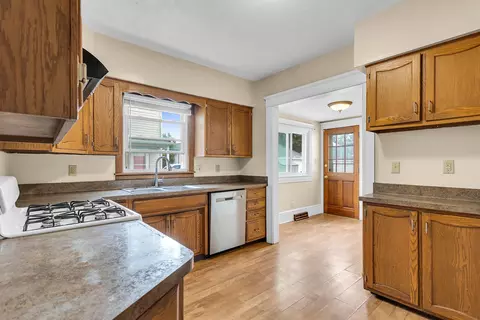 1117 Burr St, Jackson, MI 49201 photo 17