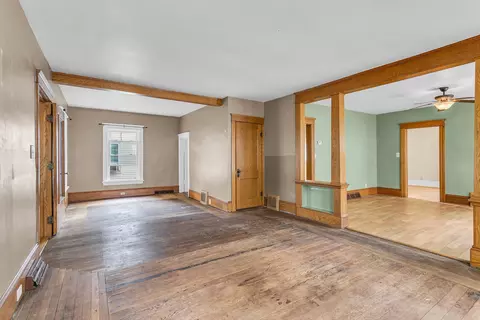 1117 Burr St, Jackson, MI 49201 photo 7