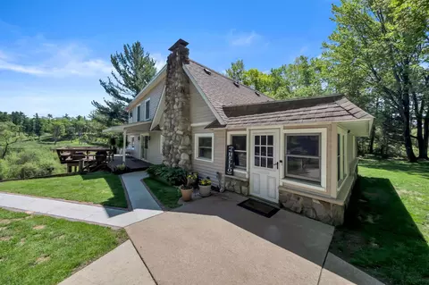 12260 183rd Ave, Big Rapids, MI 49307