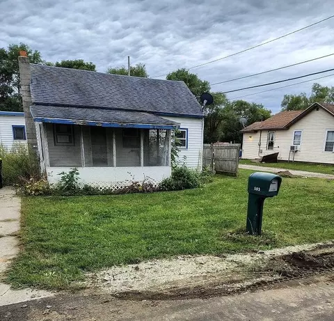 503 E Water St, Greenville, MI 48838