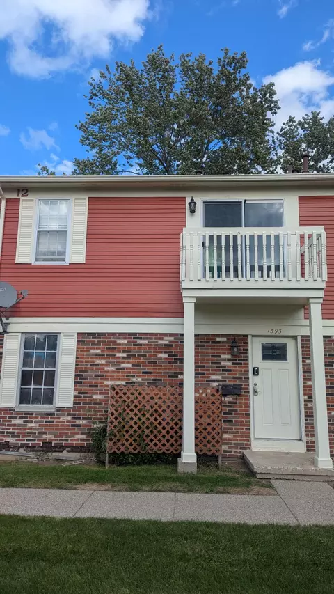 1593 Wingate Blvd, Ypsilanti, MI 48198