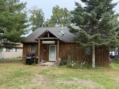 1948 Brown, Gulliver, MI 49840
