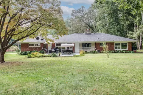 211 Beckwith Dr, Battle Creek, MI 49015