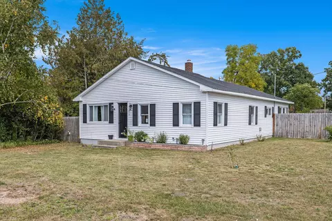 818 S Cedar St, Baldwin, MI 49304 photo 2