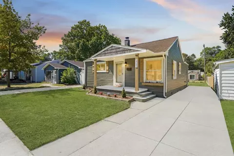 27693 Dartmouth St, Madison Heights, MI 48071