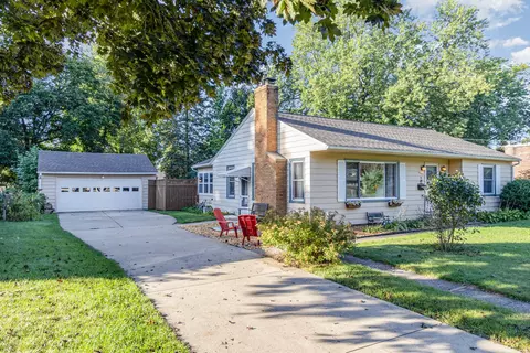 3503 Devonshire Ave, Kalamazoo, MI 49006