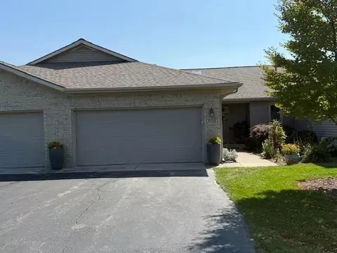 2150 Creekside Dr SW, Byron Center, MI 49315