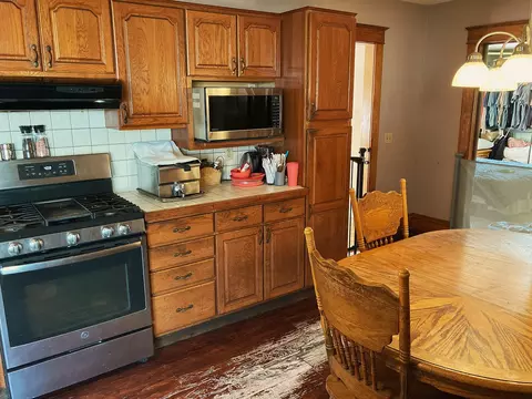 651 E Forest St, Edmore, MI 48829 photo 11