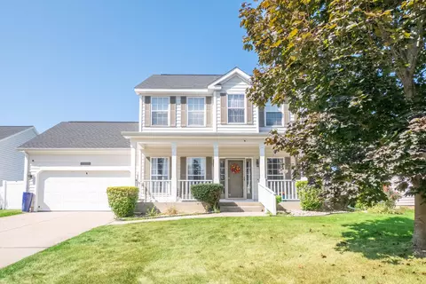 6918 Crest Point Ct, Portage, MI 49024