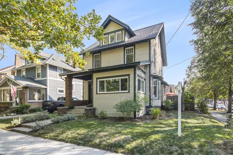 26 Valley Ave SW, Grand Rapids, MI 49504